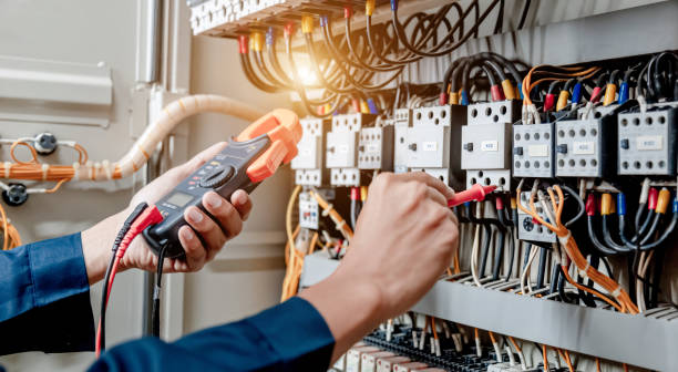 Best 24-Hour Electrician  in Holly Ridge, NC