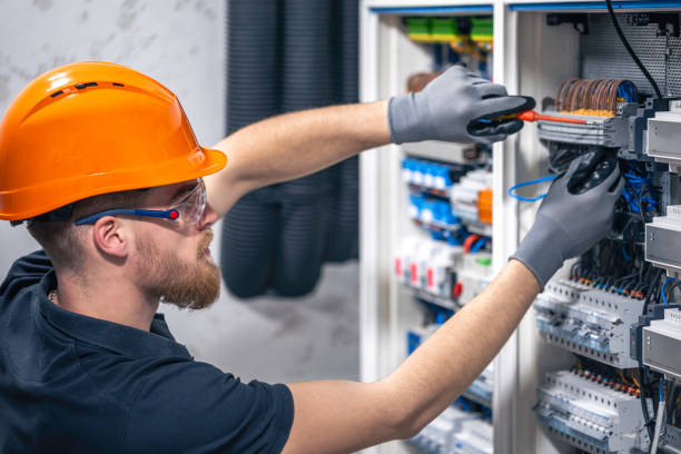 Best Emergency Electrician Near Me  in Holly Ridge, NC